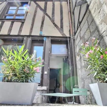 Le Backstage Apartman Bourges Kültér fotó